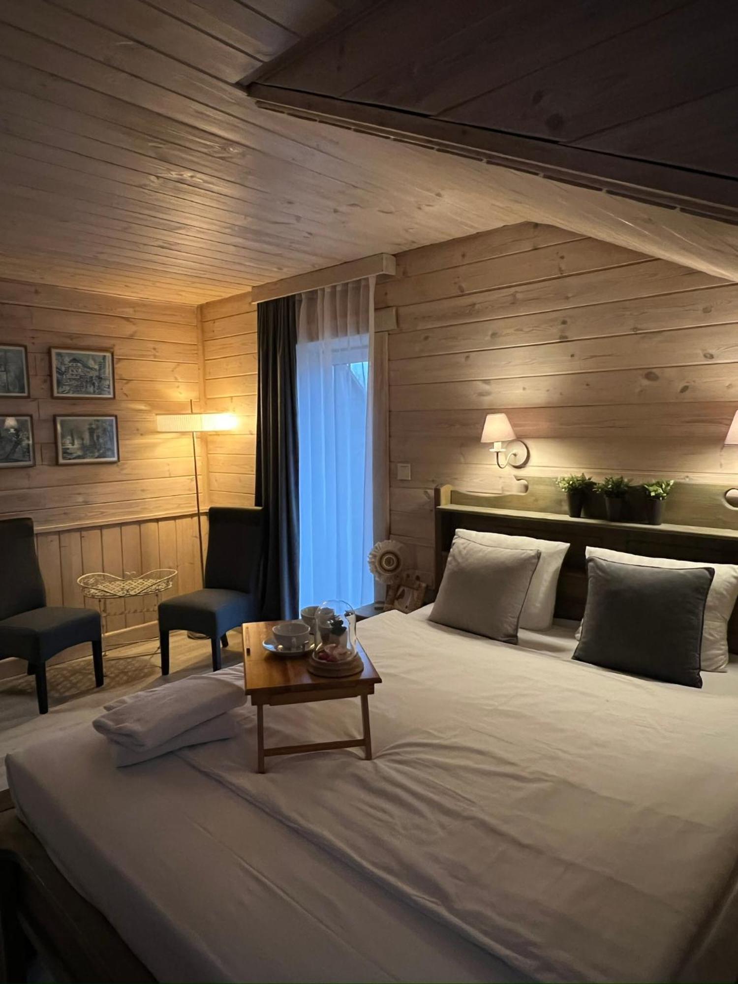 Agate Hotel Ozolnieki Kültér fotó