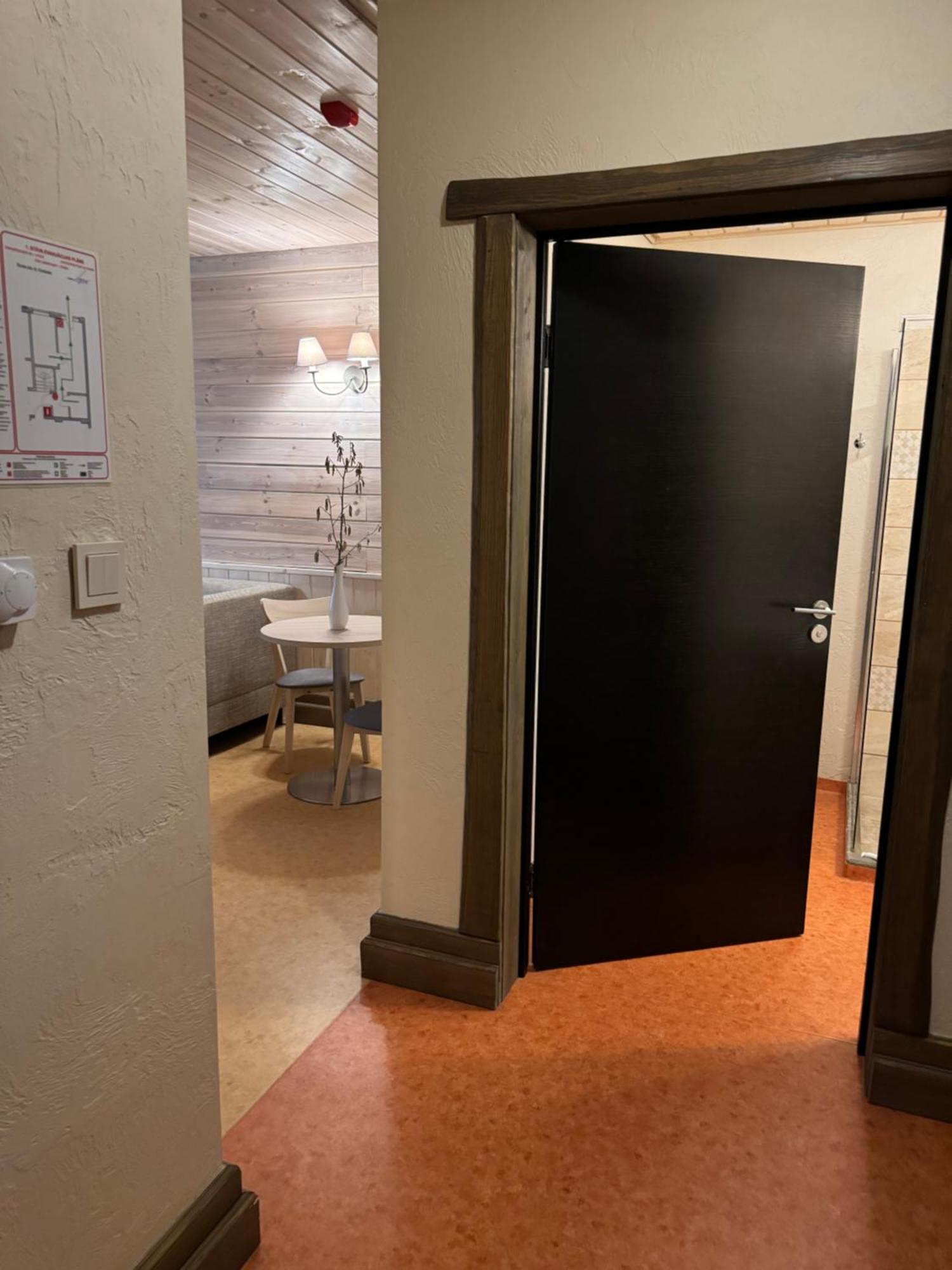 Agate Hotel Ozolnieki Kültér fotó
